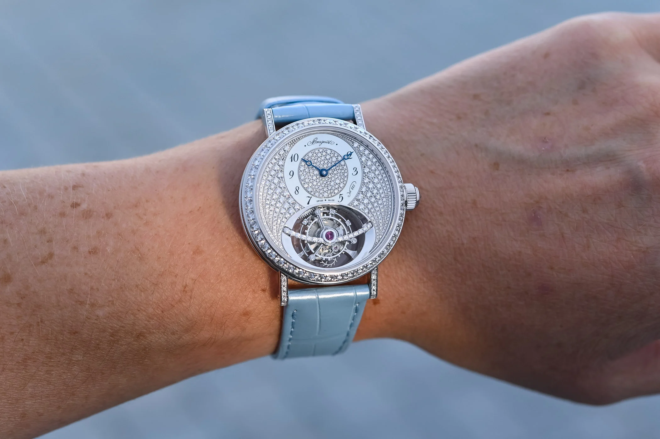 Primă privire un nou Breguet Classique Tourbillon 3358 complet asfaltat